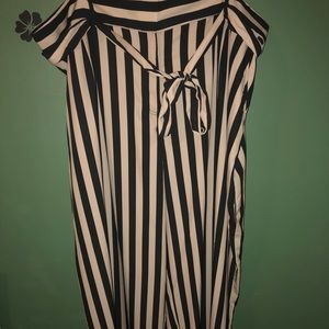 Black and cream extra wide leg pants.